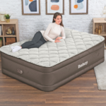 Bestway Надувной матрас со встроенным электронасосом 220 V,  203x152x51 см — изображение 3