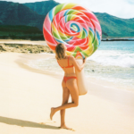 INTEX Надувной матрас-плот для плавания "Радужный леденец" 98х127х24 см, до 100 кг — изображение 3