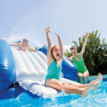 INTEX Надувная горка  "Прохладные брызги" 333х206х117 см с разбрызгивателем, до 80кг, 6+ — изображение 2