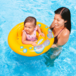 INTEX Детский надувной круг с вырезами для ног Д 67см, до 15кг, 1-2 года — изображение 2